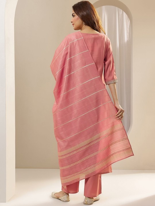 05c2d743-a5c0-44ef-bf40-62a3f23ad6ab1744786165428-Libas-Women-Ethnic-Motifs-Yoke-Design-Regular-Sequinned-Kurt-5