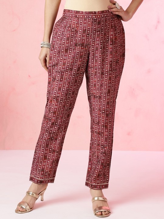 06050470-f448-4fc8-b289-b1f6cbc12a9b1709187772213WomensWineEthnicPrintedKurtawithtrousersfoilprinteddupatta6 (1)