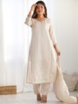 41a02fc8-bf5f-4f87-abb5-0dc9235866621741845221473-KALINI-Floral-Embroidered-Sweetheart-Neck-Sequinned-Kurta-Wi-5