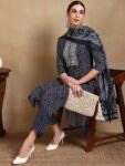 2c8720d2-210f-4e8e-9866-b624b9edec931720102101731-KALINI-Women-Bandhani-Printed-Regular-Thread-Work-Kurta-with-7