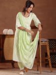 05276990-23eb-4b92-8ac4-20ca68d6e8101719407739823KurtaSets1