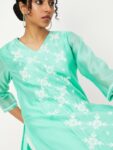 1f9caafd-f68f-4599-9bf2-1ff5aa4d80d81724257074667-max-Floral-Embroidered-V-Neck-Thread-Work-Chanderi-Kurta-731-1