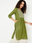 82863329-715a-4856-ac95-64acdf1075d51734527704240maxWomenEmbroideredFlaredSleevesThreadWorkAnarkaliKurta1