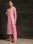 e725e91d-c4af-4d8c-b78f-2ae6f7f187bd1735800567087-Libas-Women-Floral-Embroidered-Regular-Thread-Work-Kurta-wit-2