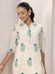 350af70d-70ce-4bb5-b621-38734ae3596b1746457977325-Libas-Floral-Printed-Printed-Mandarin-Collar-Straight-Kurta–6