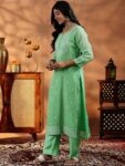 225d9a32-dff4-4ec1-ab1c-3bdae45ca6781717416784844Greenembroideredstraightkurtawithliningandsolidstraightpalaz1