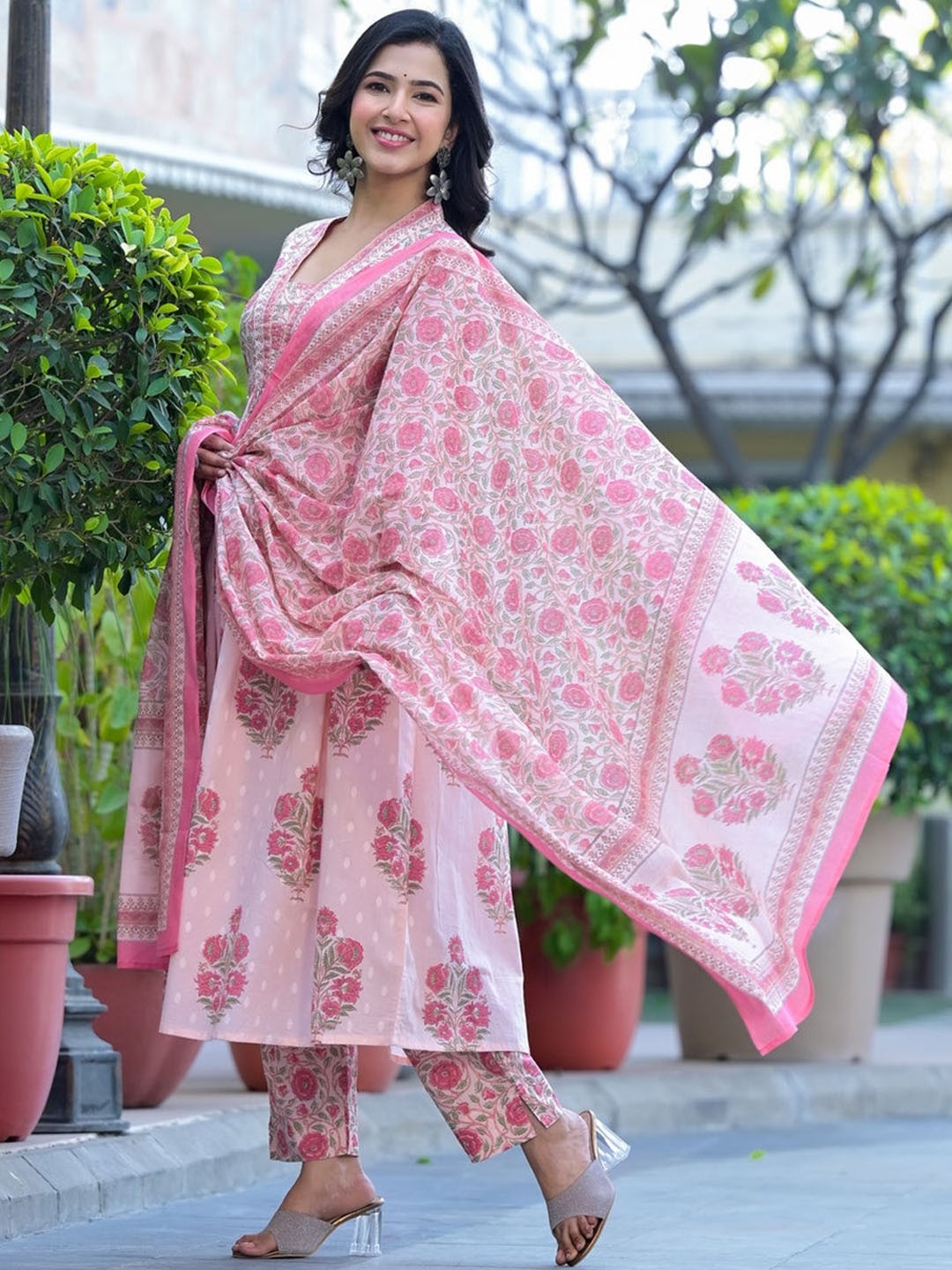 467e53b7-8406-4fb6-850b-4955cc6da1c91715042012431KALINIWomenFloralPrintedRegularSequinnedPureCottonKurtawithP4