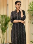 6b3d8753-11fb-4c27-b5b5-e2689a357ae01735799849764-Libas-Women-Ethnic-Motifs-Sequinned-Kurta-3491735799849438-2