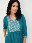 a1ff92e5-0c64-4cba-8ebb-2b97d2340dcf1720604369025maxWomenFlaredSleevesThreadWorkAnarkaliKurta4