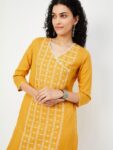 278548b8-f0e4-40ae-85df-cd98906190511734538040678maxWomenEthnicMotifsThreadWorkKurta3 (1)