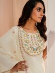 a0888962-db90-4634-802c-cce561fcf2411708320320989KurtaSets1