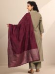 40e69f8f-f676-48ca-882f-6c0685fb3e5f1744785591253-Libas-V-Neck-Thread-Work-Straight-Kurta-With-Trousers-And-Du-2 (1)