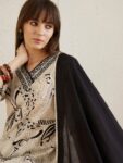8c65a8ea-78f7-4c9f-9e04-1f17e98375d11736584935032-Indo-Era-Printed-Regular-Mirror-Work-Pure-Cotton-Kurta-with–2