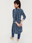 225fe4ef-fe31-43bb-ba64-7e0179a9202e1694408269487maxWomenBlueWhiteEthnicMotifsPrintedKurta3 (1)