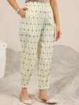 384cb811-aae7-49c1-aba3-f0db86f2f8b81738221964770-Libas-Women-Floral-Printed-Pleated-Kurta-with-Trousers-70917-2