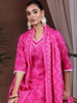 8ccad771-1a63-49fa-aa14-bc71a14866bf1735804726523-Libas-Women-Printed-Regular-Pure-Cotton-Kurta-with-Palazzos–2