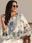 c6c33c78-f491-4940-96ba-3c04c40a33081744796551642-Libas-Women-Floral-Printed-Regular-Kurta-with-Trousers–With-2