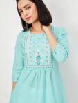 0782f14c-38ee-4147-a688-6ef2db2b8d301736260514043maxWomenGeometricEmbroideredThreadWorkKurta5