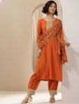 ae360058-be88-422c-8533-1fbd8bd5569b1742276377832-Libas-Women-Floral-Yoke-Design-Regular-Kurta-with-Salwar–Wi-2