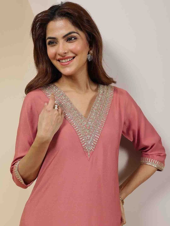 ad50d0cd-a263-4be6-86e0-191dc48f575e1744786165407-Libas-Women-Ethnic-Motifs-Yoke-Design-Regular-Sequinned-Kurt-6