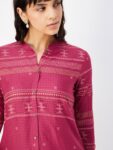 f5f75321-17a5-4d08-8b2f-96b46368e3db1717990740143maxWomenGeometricSequinnedKurta5