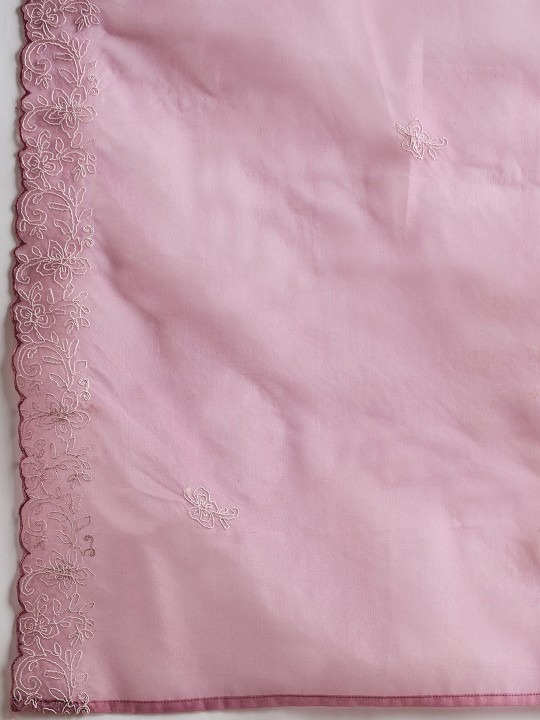 d6d805b1-6edc-46f9-baf3-3cc7bcd7317b1741245438835-Indo-Era-Women-Floral-Yoke-Design-Regular-Thread-Work-Kurta--5