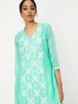 1f9caafd-f68f-4599-9bf2-1ff5aa4d80d81724257074667-max-Floral-Embroidered-V-Neck-Thread-Work-Chanderi-Kurta-731-1
