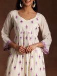 54bfabb8-c146-48dd-b693-ae4fd94424261711621375841-Libas-Ethnic-Motifs-Embroidered-Mirror-Work-Pure-Cotton-Kurt-2