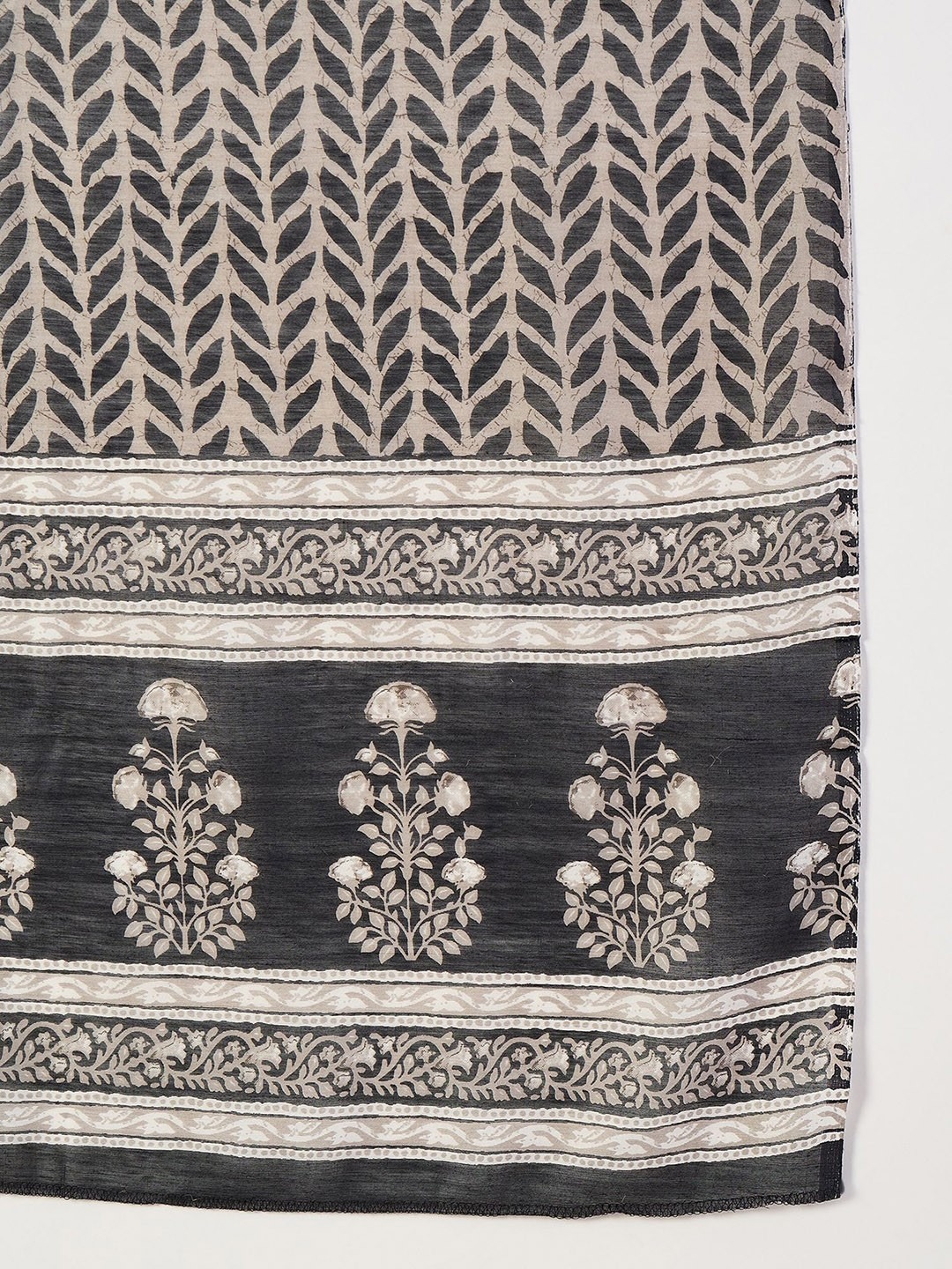 ef257486-71dc-4b42-85b4-57083c7626ab1733983326013KALINIWomenEthnicMotifsPrintedRegularKurtawithTrousersWithDu7