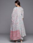 7552fabc-4c97-4d23-826a-51ed530991ab1701342851089-Libas-Women-Floral-Printed-Pleated-Gotta-Patti-Pure-Cotton-K-5