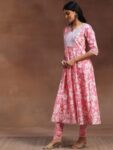 imgi_101_1795e332-8d96-4a76-9552-8f2c1aec9c711736494429439-Libas-Floral-Printed-Sequined-Embroidered-Pure-Cotton-Kurta–4