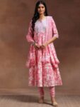 imgi_101_1795e332-8d96-4a76-9552-8f2c1aec9c711736494429439-Libas-Floral-Printed-Sequined-Embroidered-Pure-Cotton-Kurta–4