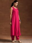 imgi_35_37dd09f4-60c8-42a1-a7fb-0670bfea96711746808493572-Libas-Women-Pleated-Kurta-with-Trousers-4401746808492983-2