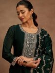 imgi_132_a462df8b-22bd-4ed6-a48f-0c99f9a420351699604870098-Libas-Floral-Yoke-Design-Sequinned-Kurta-With-Trousers–Dupa-11