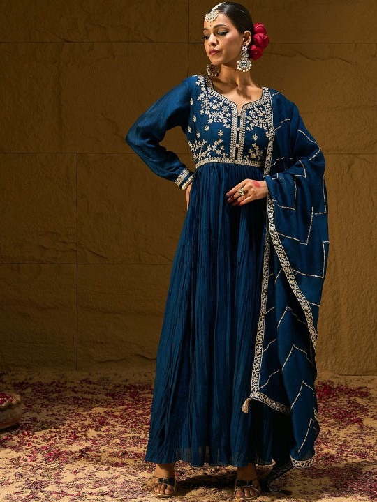 imgi_22_136d1203-6a76-4bd8-803a-4c7a59af93041751889442597-Anouk-Women-Floral-Embroidered-Anarkali-Kurta-with-Trousers--2