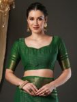 imgi_23_15556f36-d8cd-41b9-ae21-e204f5a274921744283155877-Anouk-Woven-Design-Zari-Banarasi-Saree-8721744283155589-2