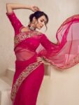 imgi_26_d260e023-6f46-4c36-8634-892736825f8b1690814068917InddusMagentaGold-TonedEmbroideredNetSaree2