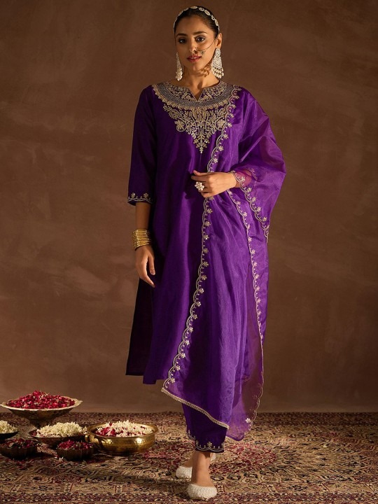 imgi_31_43353a78-f124-4711-be27-380813f448201751888928218-Anouk-Floral-Embroidered-Notch-Neck-Straight-Kurta-With-Trou-2