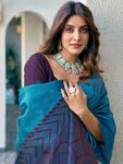 imgi_26_c1fb09d0-0abe-4e2c-bc32-cf4a2d99ded51717591063017KALINIWovenDesignZariSilkBlendBanarasiSaree1
