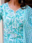 imgi_33_e1a5eb7a-93de-4fb3-8f0c-7ca667517a251752492999813-Anouk-Floral-Printed-Notch-Neck-Pannelled-Pure-Cotton-Kurta–1
