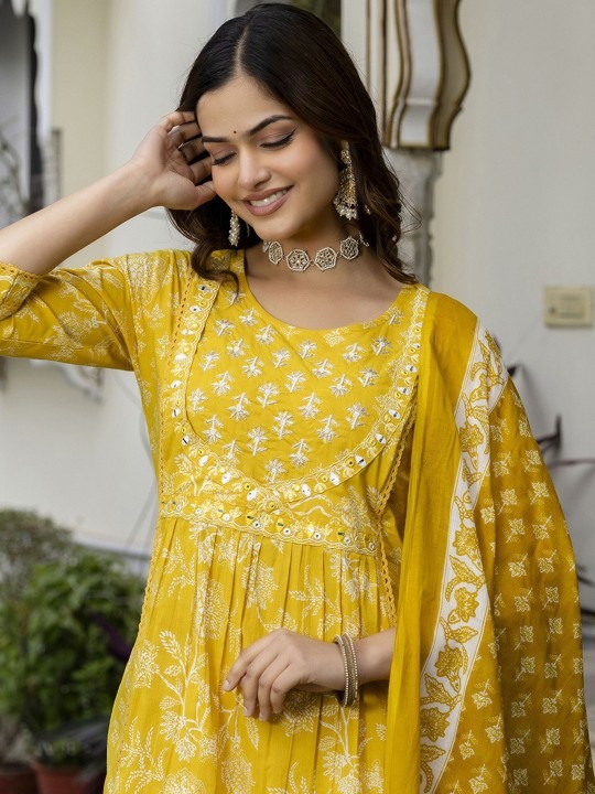 imgi_40_N4V4cHkx_23fbecc6e7844c3a808b7fba765dc6e4