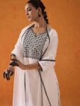 imgi_88_36b355b1-2c6f-4c20-bd82-bea8580045be1751888744069-Anouk-Women-Embroidered-Regular-Thread-Work-Kurta-with-Trous-2