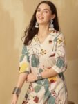 imgi_39_b255f154-a1a7-4be9-9bc2-29a8eebc069f1736850017532KurtaSets1