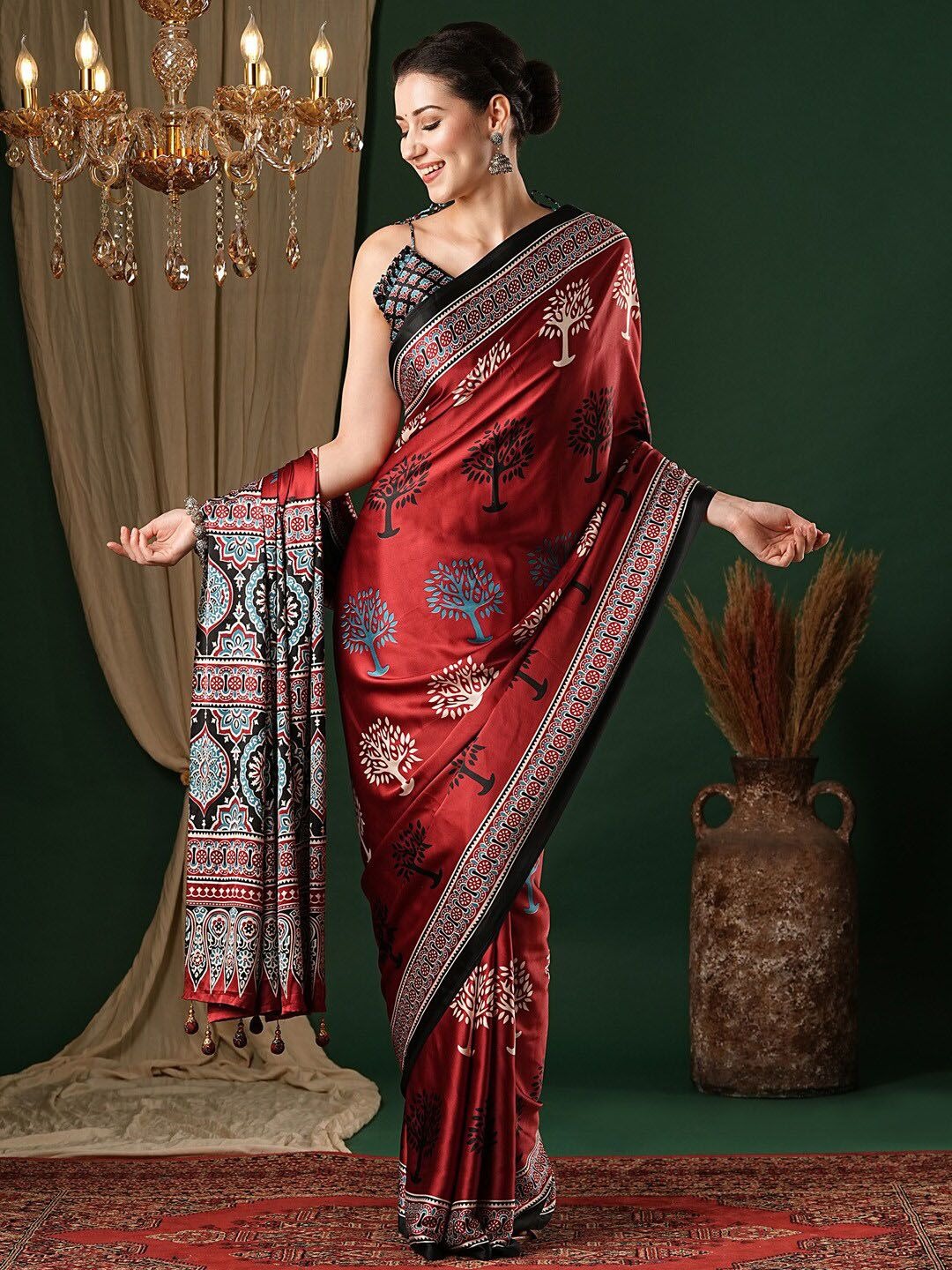 imgi_96_bc4a3cee-7237-4be6-a9f9-f749a1fd4fed1715716039017AnoukRedCrepeEthnicPrintedTraditionalWearSareewithMatchingBl1
