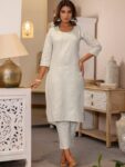 c63a32e1-6c6f-4cec-b445-01418d6660361741845106679-KALINI-Women-Regular-Kurta-with-Trousers–With-Dupatta-97317-2