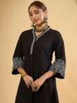 imgi_79_16068e43-bc9f-4a0b-852a-6161d10b39dc1748013136972-Indo-Era-Floral-Yoke-Design-V-Neck-Straight-Kurta-With-Trous-6