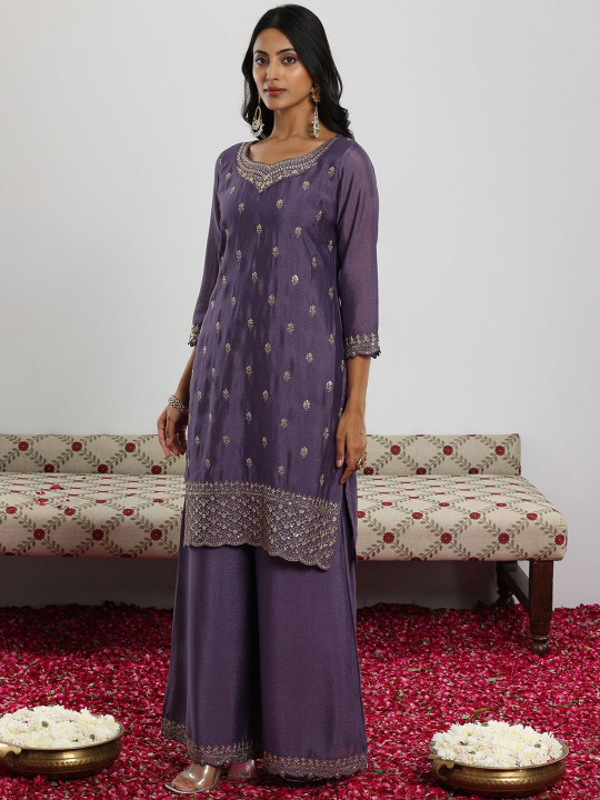 imgi_60_95181b49-f3fd-4f45-808c-b60a99313a271744794839804-Libas-Women-Floral-Embroidered-Regular-Kurta-with-Palazzos---4